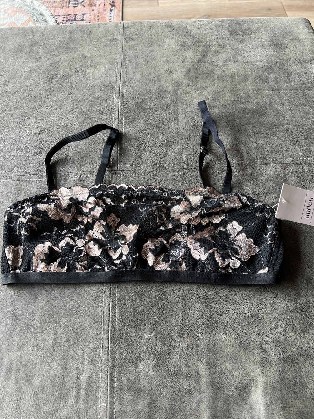 NEW! WMNS. Auden Black and Nude Floral Lace Bralette with Adjustable Straps. S